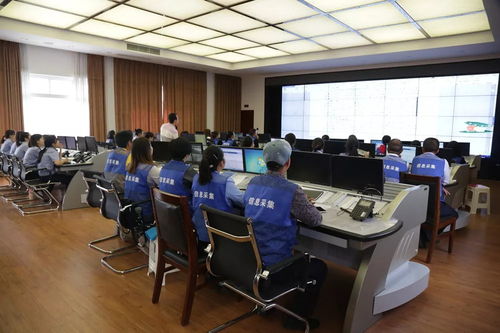 开展业务培训 提高综合素质