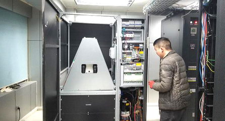 审计厅主机房精密空调更换顺利完成，信息系统运行维护服务再上新台阶